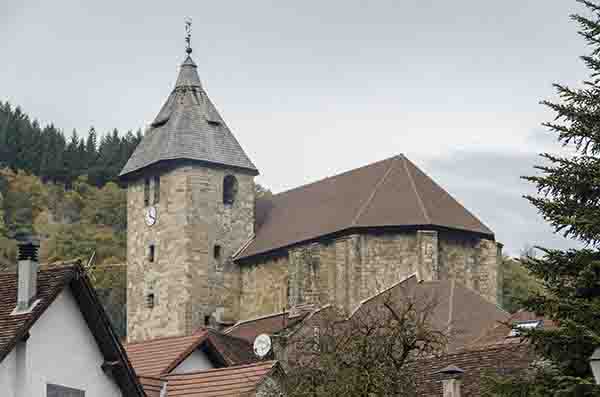 Reyno de Navarra - Ochagavia 09 - iglesia de san Juan Evangelista.jpg
